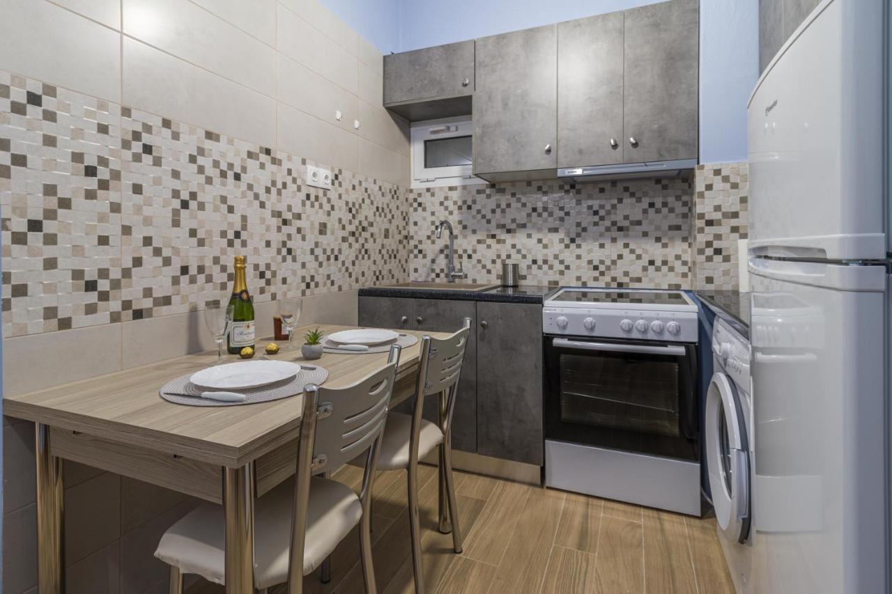 Apartamento Couples Retreat, Fully Equipped Studio/ Loutraki Beach Exterior foto
